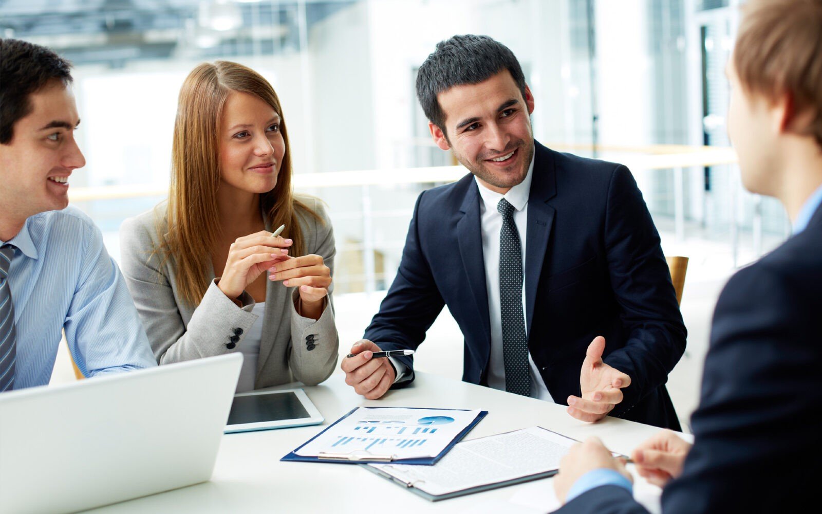 113-1130394_consulting-professional-business-meeting